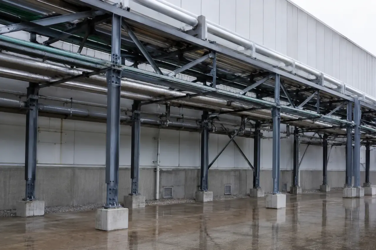 Completed Pipe Racks installation in Aurora by The Grate Guys